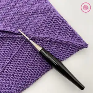 slip stitch carrier base closed