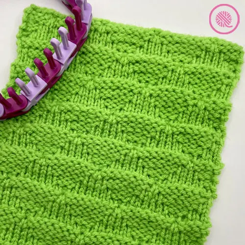how to loom knit the pyramid stitch